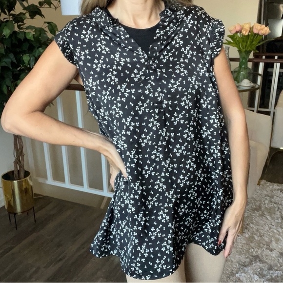 Talbots Sleeveless Floral Loose Fit Crew Neck Black Whitee Top Shirt Related 2X - Picture 1 of 10